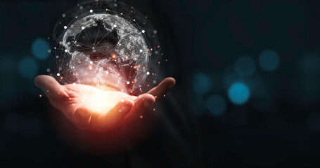 七座汽车是六年免检吗